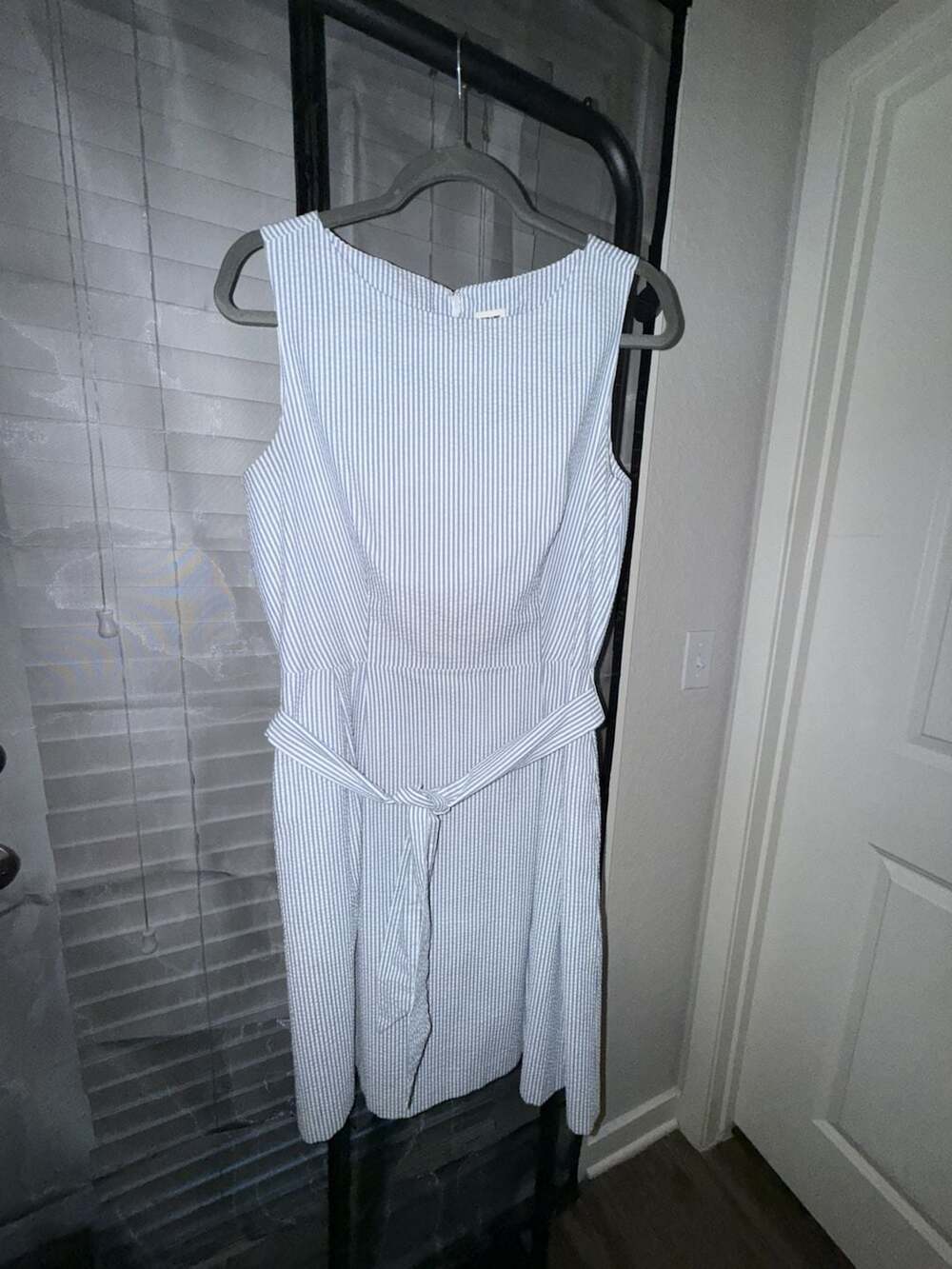 Anne Klein Blue and White Seersucker Sleeveless Belted Midi Dress
